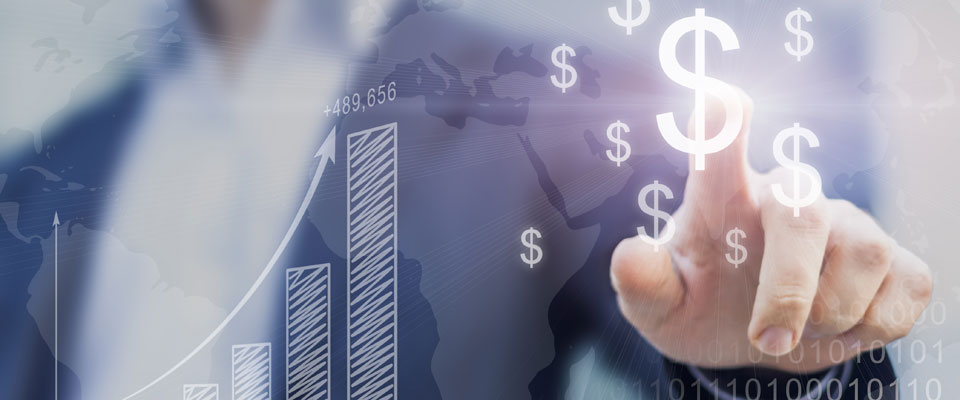 Chega de recessão. Indústria precisa crescer, mas qual é a melhor estratégia para investir de forma sustentável?