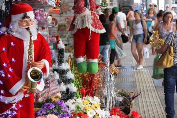 Comerciantes curitibanos estão otimistas com as vendas de Natal