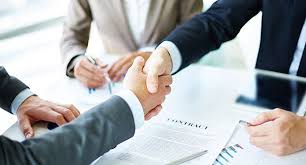 Salário e fraco desempenho da empresa motivam líderes a trocarem de emprego