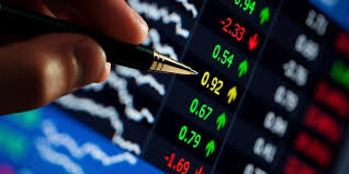 Bovespa encerra o pregão em queda de 0,41% e dólar cai quase 1%