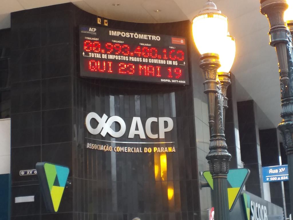 Impostômetro registra arrecadação de R$ 1 trilhão