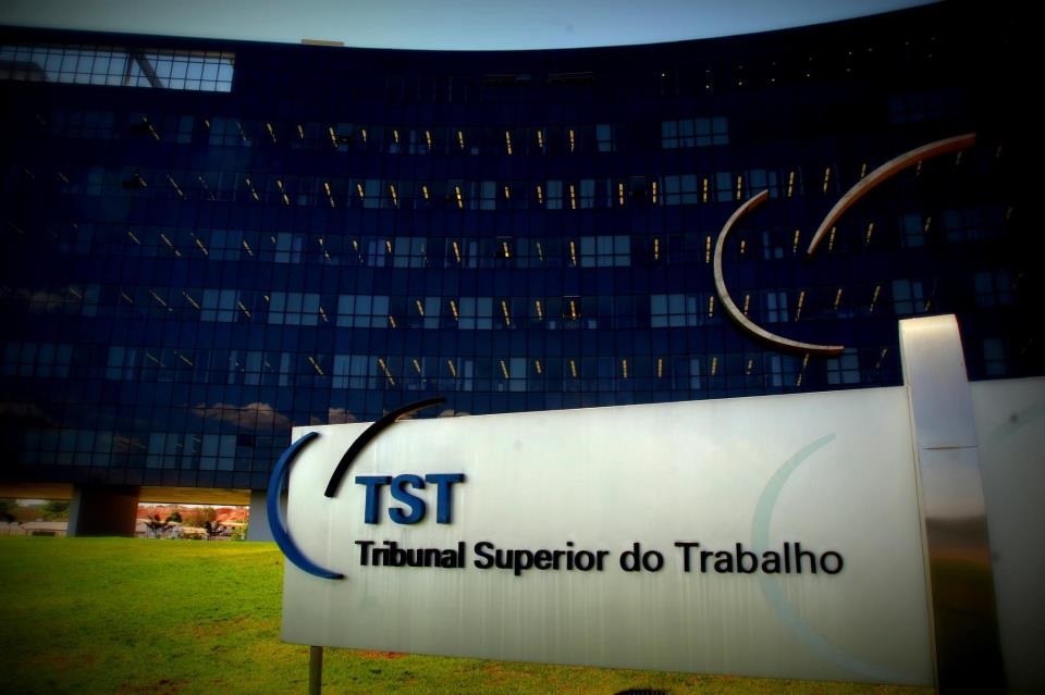 Julgamento do TST pode trazer precedente ao vínculo empregatício de prestadores de serviços