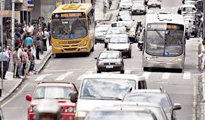 76% dos brasileiros não fazem planejamento financeiro em relação ao transporte