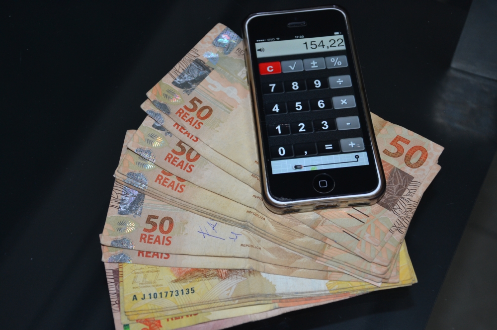 Empresas de cobrança vão em busca de mais de R$ 247 bilhões em dívidas