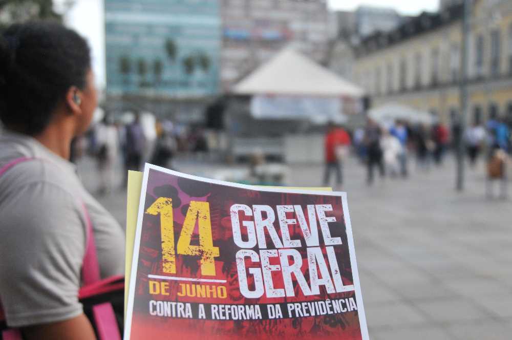 Trabalhador que se ausentar nesta sexta por conta da Greve Geral pode ter dia descontado