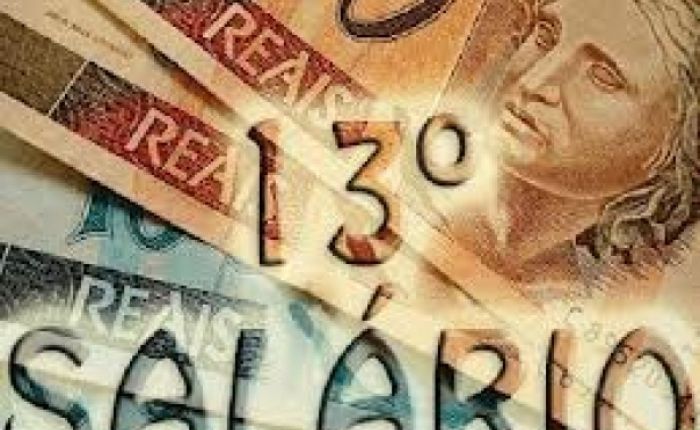 Empregadores já devem planejar o pagamento do 13º salário