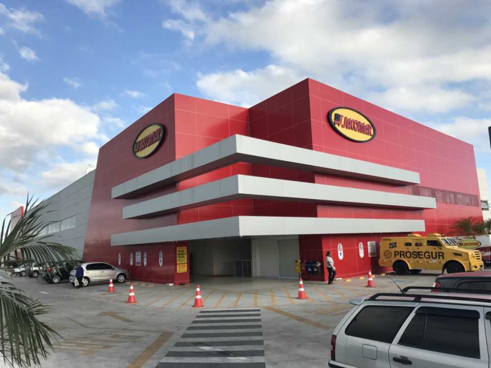 Rede paranaense Jacomar inaugura sua 14ª loja