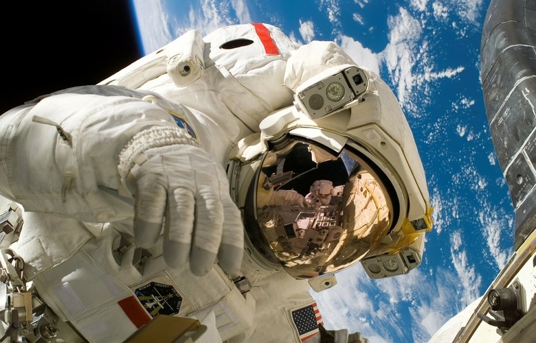 Após 50 anos da ida do homem à lua, empresas ganham espaço em nova corrida espacial