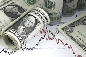 Dólar tem novo dia de alta e fecha a R$ 3,791
