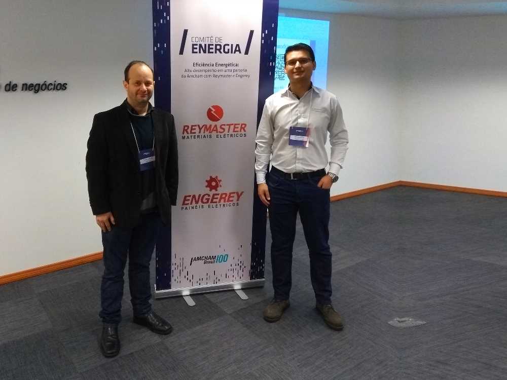 Evento da Amcham-Curitiba aponta estratégias de eficiência energética nas indústrias