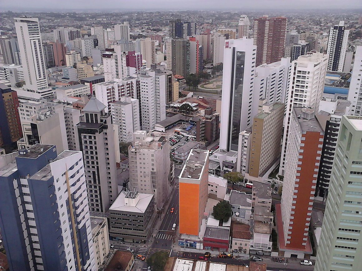 Vendas de apartamentos novos crescem 58% em Curitiba