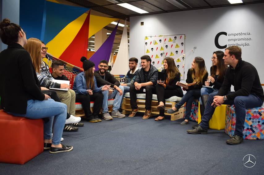 Mercedes-Benz do Brasil abre Programa de Estágio para 2020