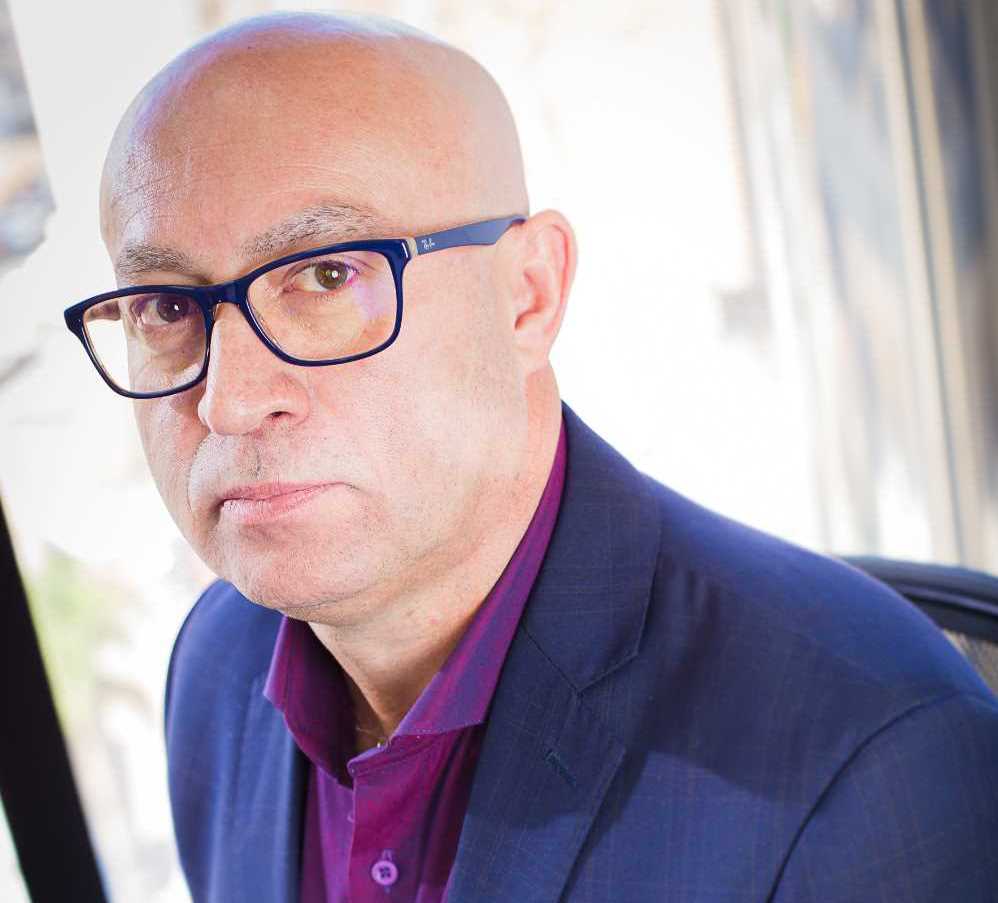 Fechamento de Indústrias e empresas: reflexo da crise política econômica brasileira