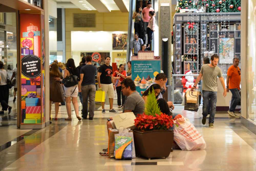 Intenção de consumo das famílias cresce 0,3% em setembro