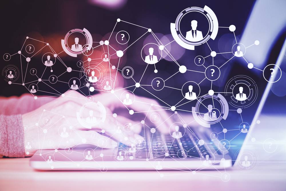 Startup ajuda desempregados a criarem currículo automaticamente