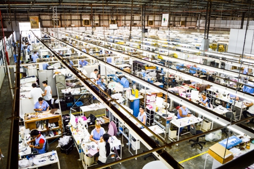 Indústria calçadista cria 2,7 mil postos de trabalho em setembro