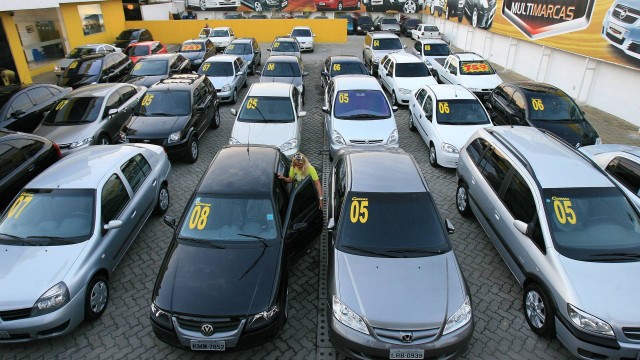 Vendas de carros usados superam expectativas em setembro