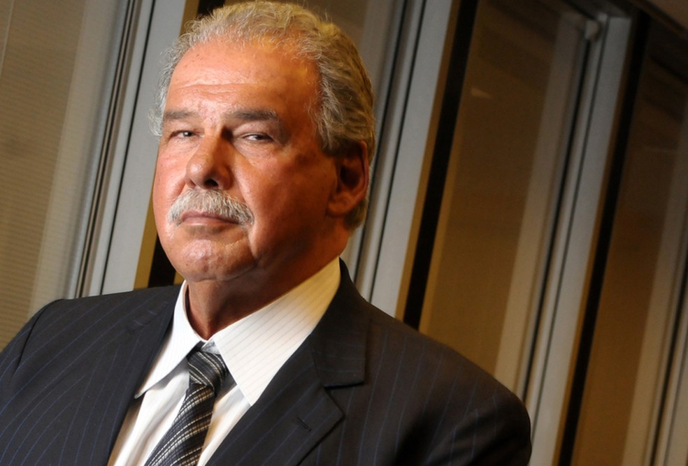 Presidente do conselho do BNDES prevê dólar a R$ 4 em 2020