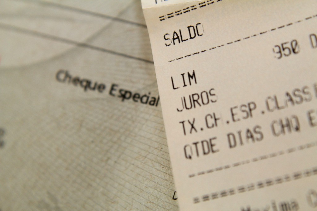 Caixa reduz para 4,99% a taxa de juros do cheque especial