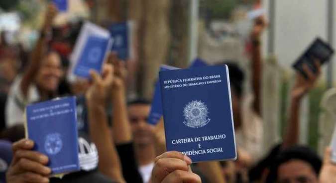 65% dos desempregados estão sem trabalhar há mais de um ano