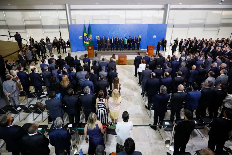 MP extingue multa adicional de 10% do FGTS que ia para União