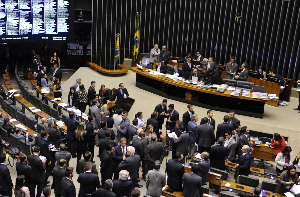 Congresso Nacional mantém veto à propaganda partidária em rádio e televisão