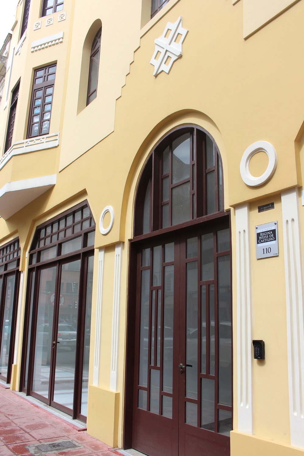 Thá revitaliza prédio histórico de Curitiba