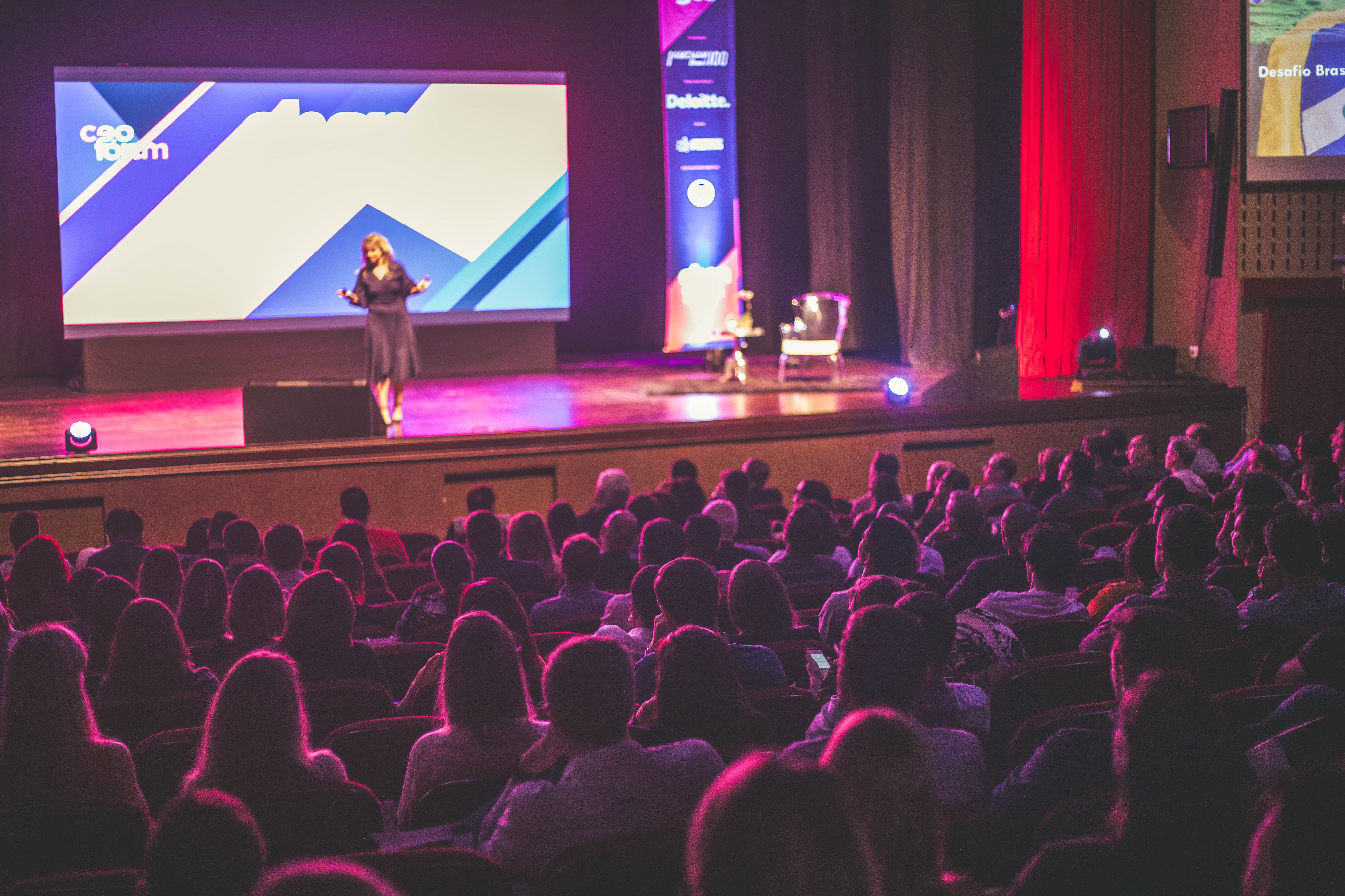 Amcham Curitiba conectou este ano mais de 8 mil executivos e empresários
