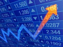 Ibovespa fecha com alta de 0,64% e dólar sobe 0,07%