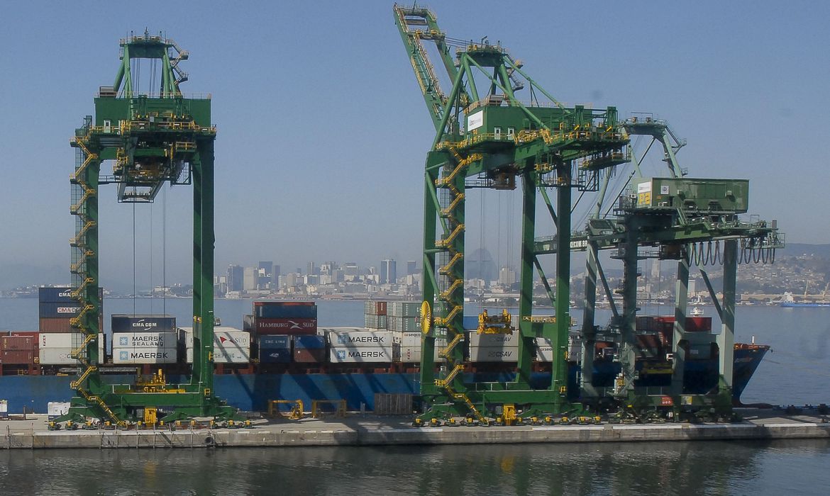CNI prevê que ICMS sobre exportações pode extinguir até 728 mil empregos