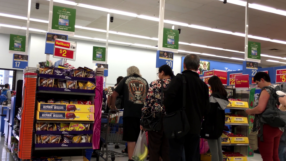 Filas de clientes nos caixas são um problema para grandes e pequenos negócios