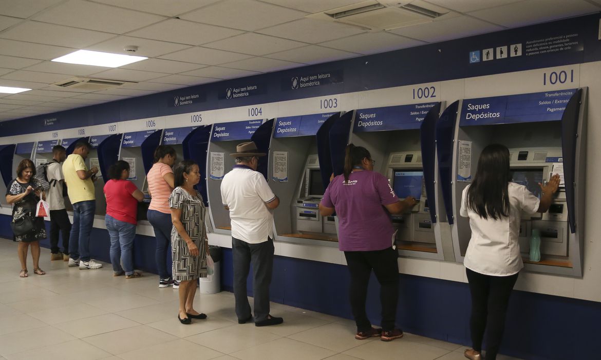 Caixa adiantará atendimento nas agências a partir desta quarta-feira