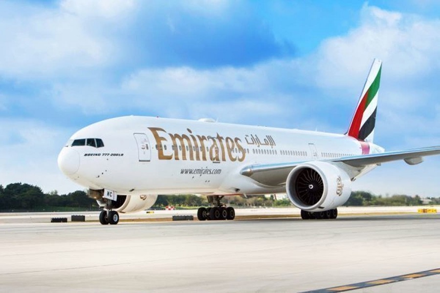 Emirates cobre despesas da Covid-19 dos clientes para aumentar confiança nas viagens