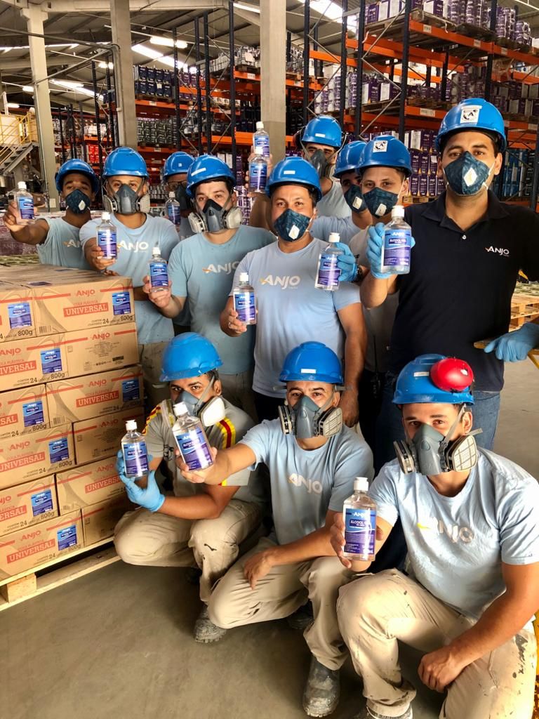 Indústria de tintas se reinventa na crise e lança novos produtos