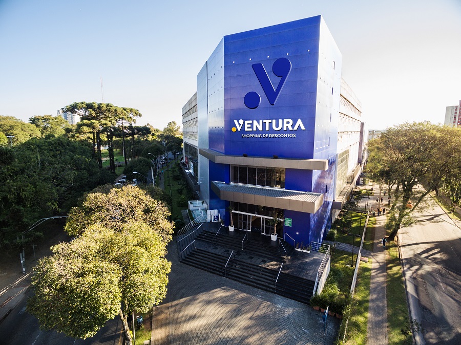 Novas lojas aquecem mercado de shopping centers em Curitiba