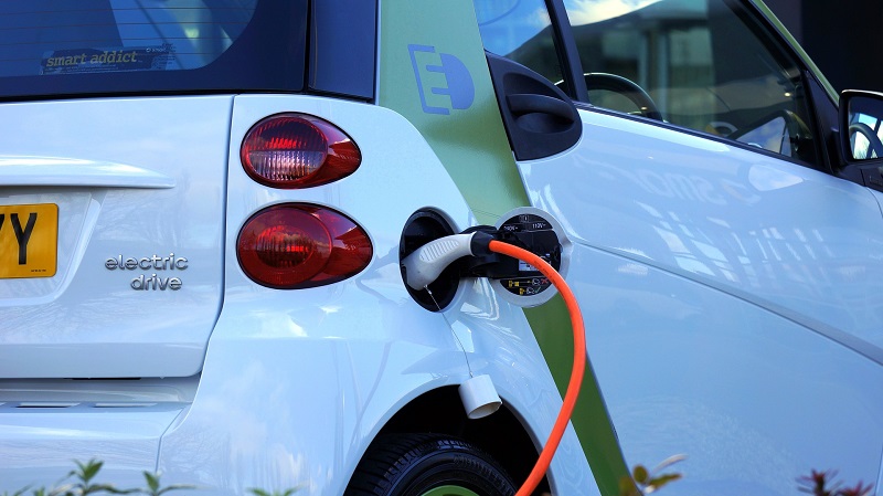 Venda de veículos elétricos pode ultrapassar 18 milhões de unidades em 2024