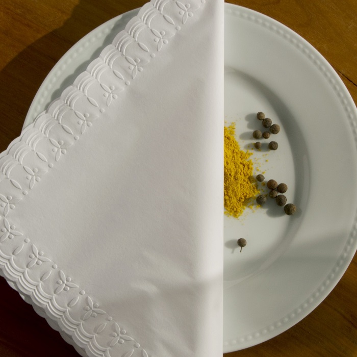 Adaptações no setor de eventos movimentam indústria de descartáveis de alto padrão