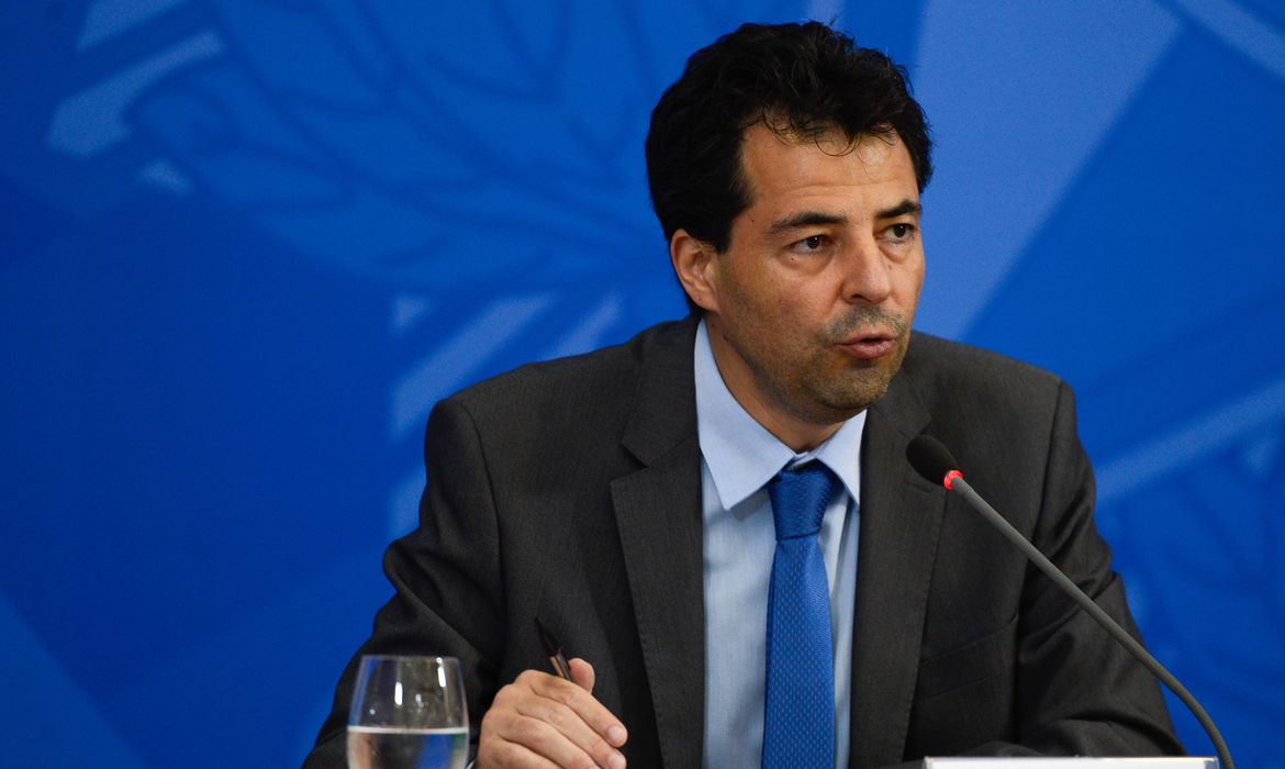 Secretário de Política Econômica diz que emprego crescerá em 2021