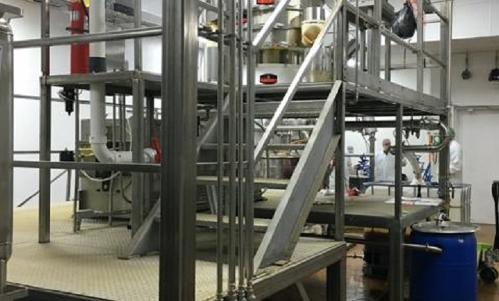 Indústria que produz plásticos biodegradáveis escolhe Curitiba como sede e já prevê novos investimentos no Paraná