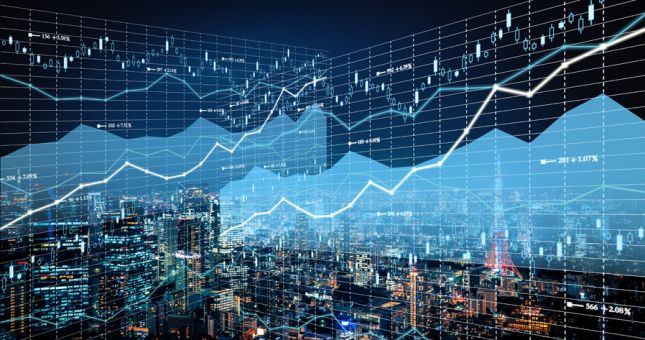 Economia dá sinais de retomada, mas está abaixo do nível pré-pandemia