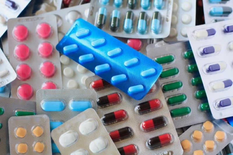 Fim da extensão de patentes pode deixar medicamentos para Covid-19 até 40% mais baratos