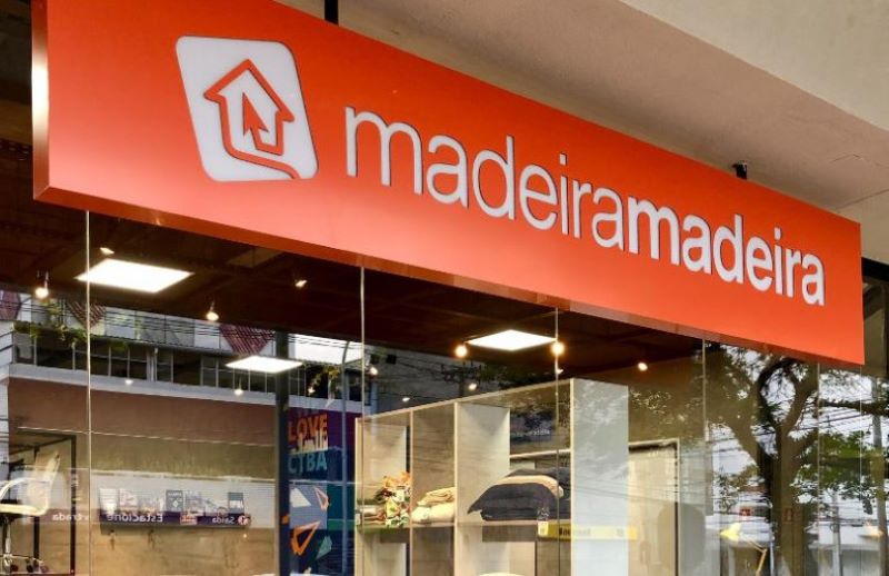 MadeiraMadeira tem mais de 50 vagas de emprego abertas em suas Guides Shops por todo país