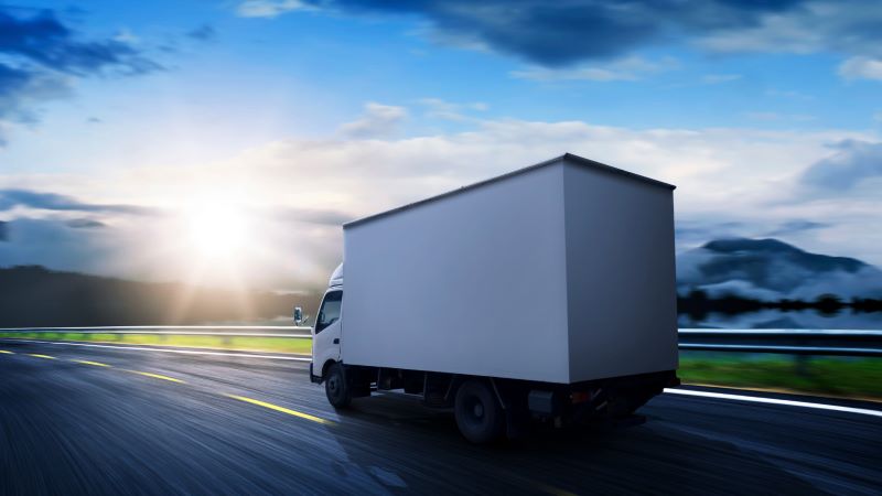 Volume de serviços recua 1,6% influenciado por queda nos transportes