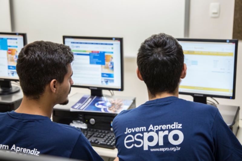 Aprendizagem 4.0 ajuda jovens a conquistar vagas no mercado de trabalho