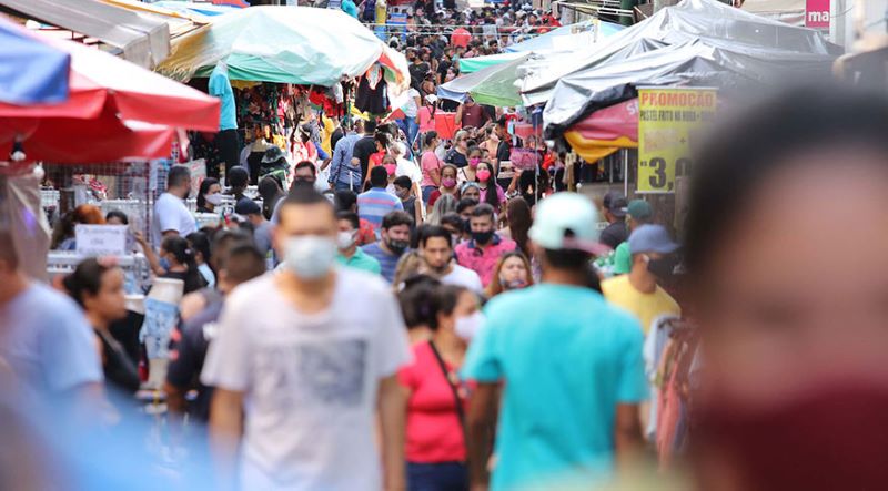 População brasileira chega a 213,3 milhões de habitantes em 2021