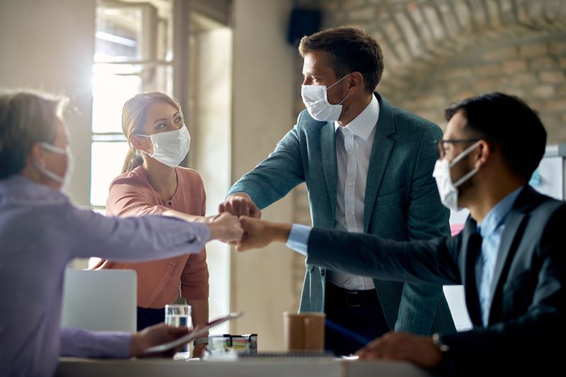 Semana de trabalho com 4 dias ganha força no mundo e chega ao Brasil