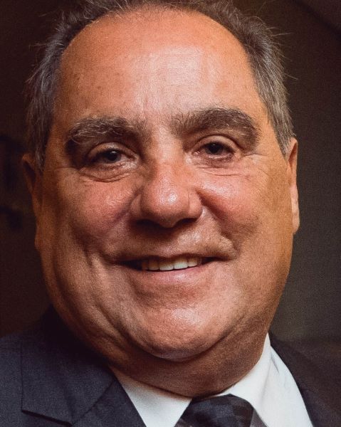 Empresário Dirceu Galléas é reeleito presidente do Simpep
