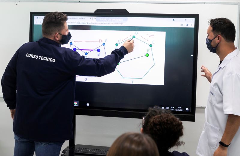 Senai Paraná renova processos educacionais e oferece novo portfólio de serviços