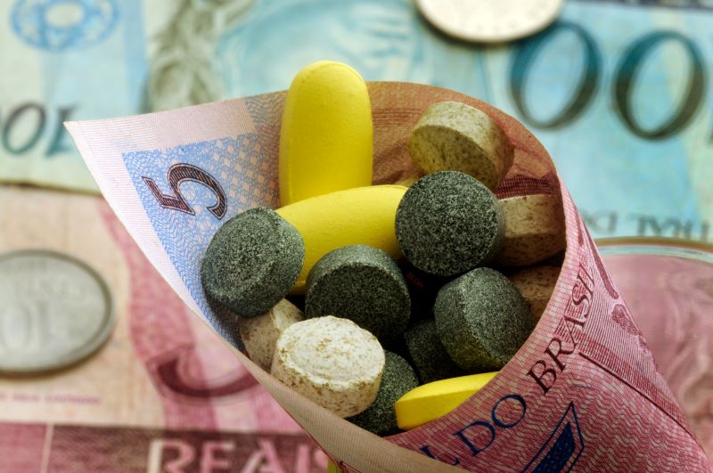 Inflação em abril é de 0,61%, influenciada pela alta nos medicamentos