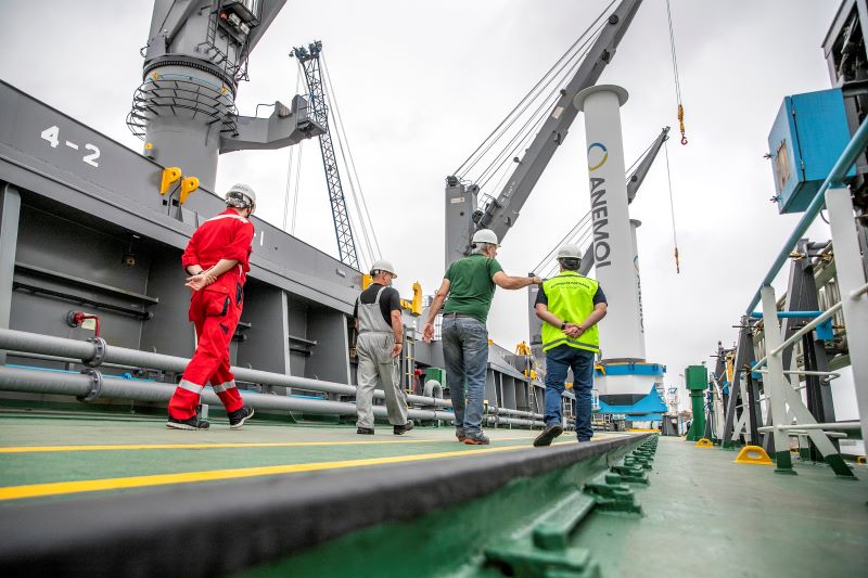 Porto de Paranaguá recebe navio com tecnologia sustentável inovadora